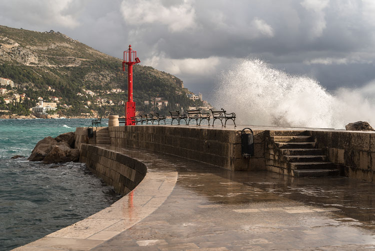 Waves hit Port