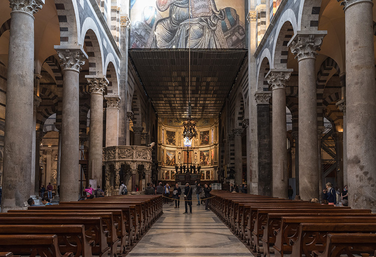 Pisa Cathedral inside