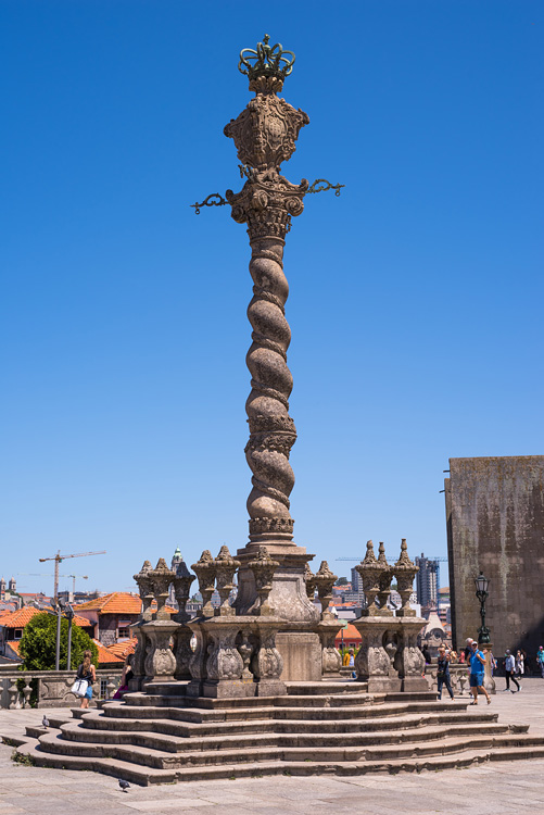 Pillory of Porto