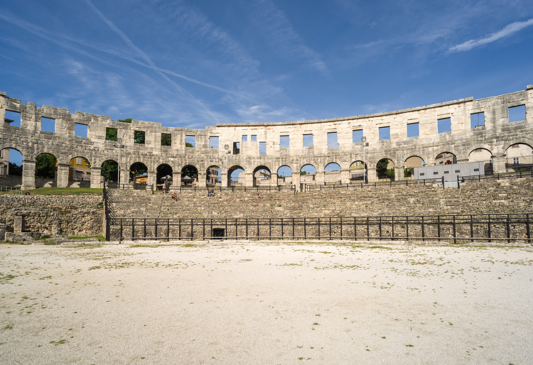 Arena