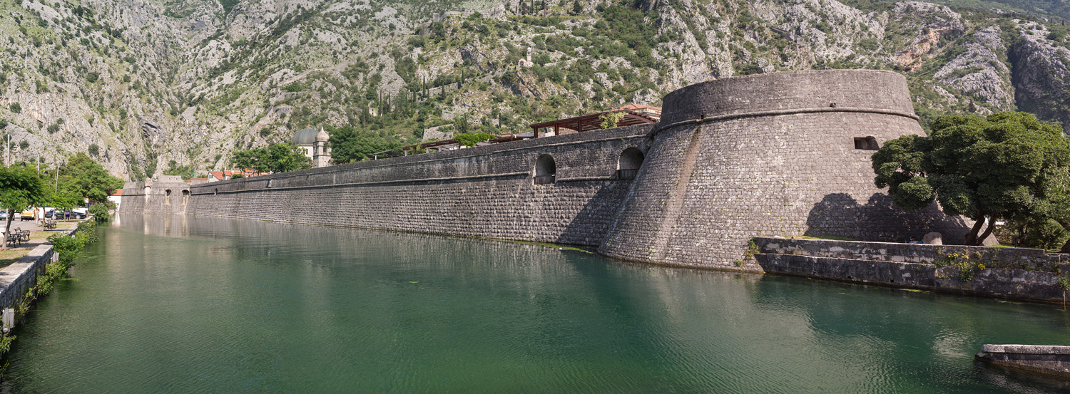 City wall on Skurda river